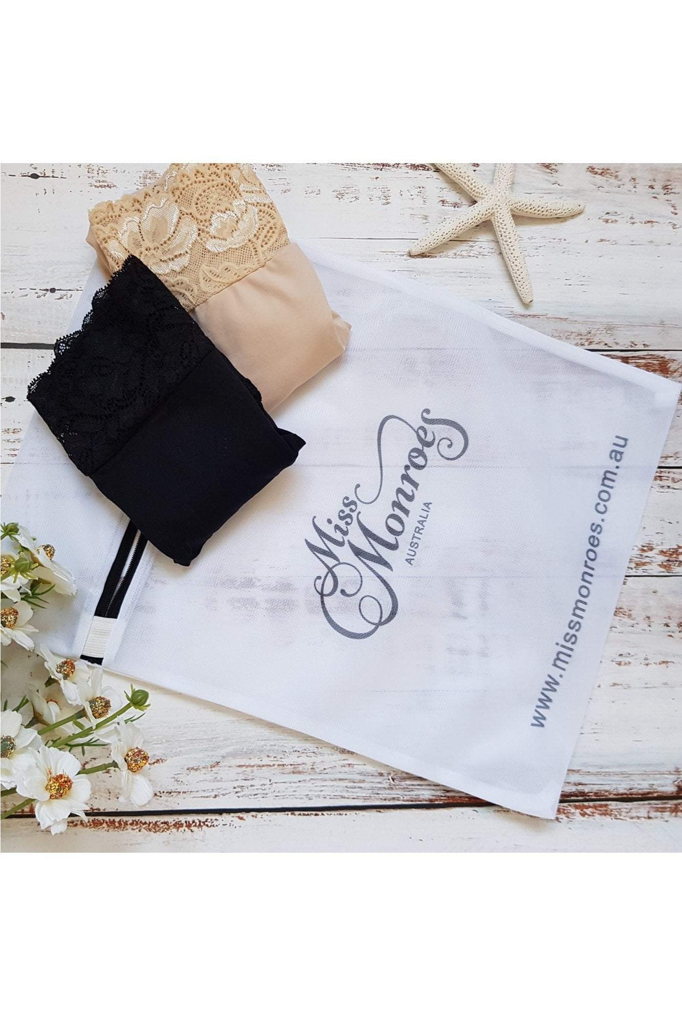 Miss Monroes Large Lingerie Wash Bag